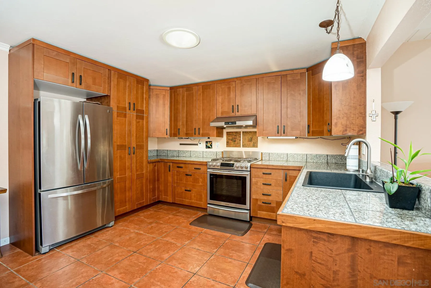 8388 Menkar Road San Diego, CA 92126 - Photo 5 of 37 Gallery Image 5