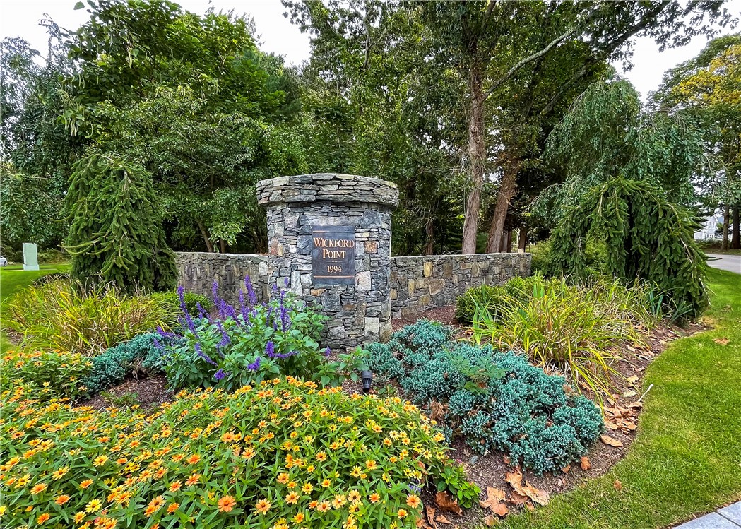 140 Wickford Point Road North Kingstown, RI 02852 - Photo 4 of 40 Entrance to Wickford Point