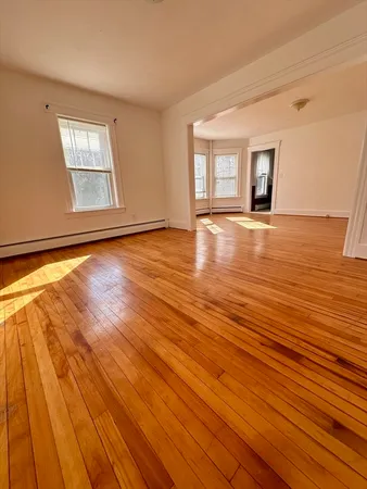 $2,100 | 58 Oxford Street North, Unit 1, Auburn, MA 01501