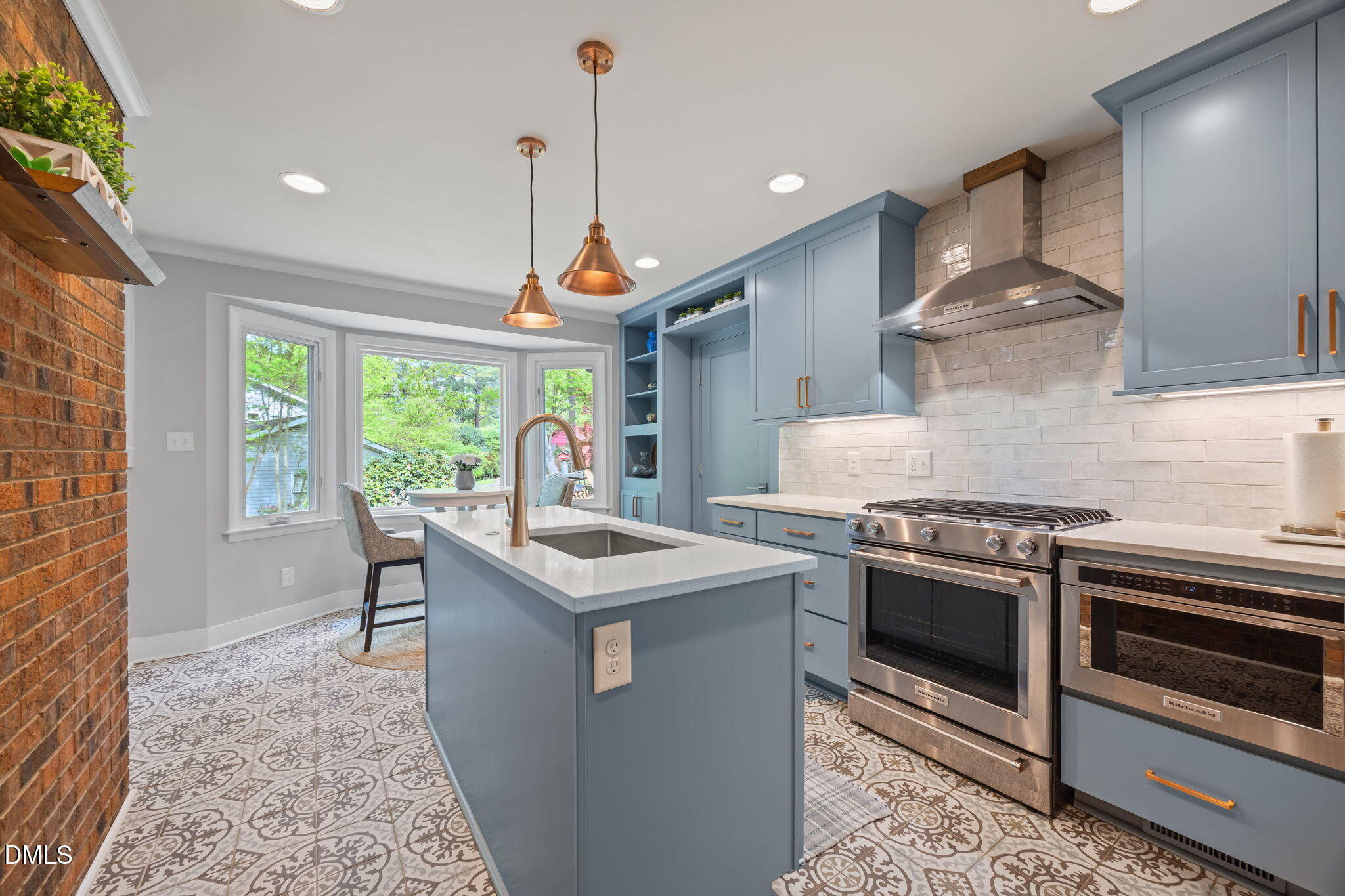 6501 Rainbow Court Raleigh, NC 27612 - Photo 14 of 41 Kitchen