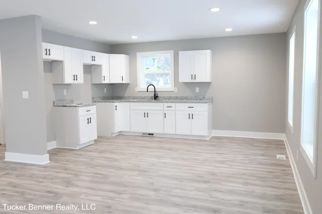 $349,900 | 501 South Sullivan Avenue, Fremont, MI 49412