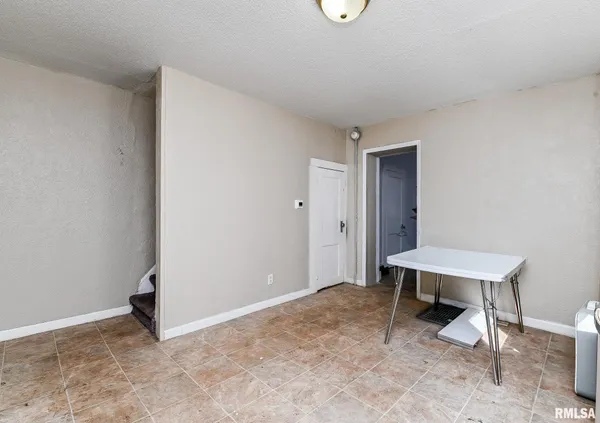 $94,900 | 352 Catherine Street, Pekin, IL 61554