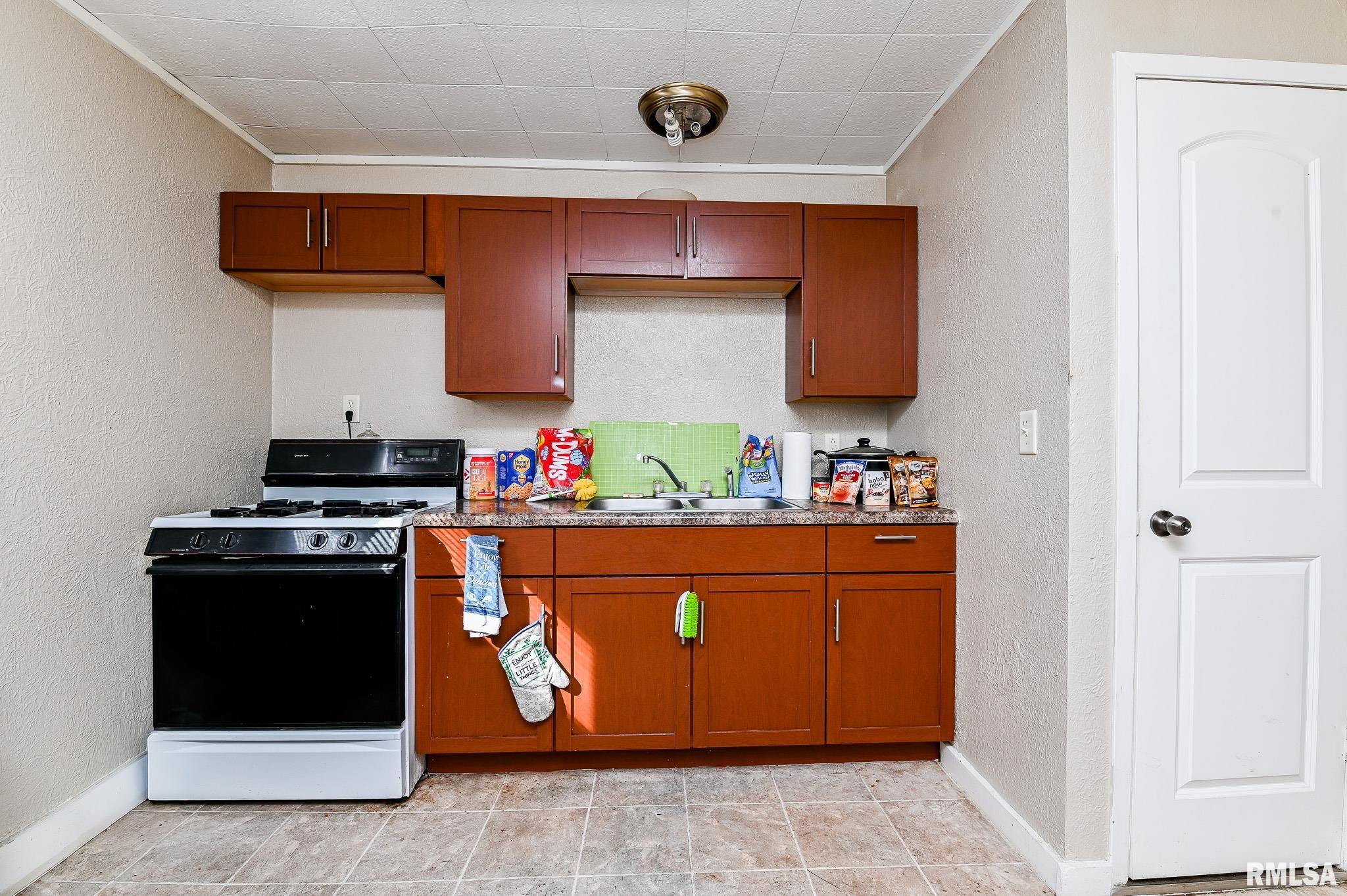 352 Catherine Street Pekin, IL 61554 - Photo 31 of 45