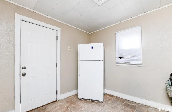 $94,900 | 352 Catherine Street, Pekin, IL 61554