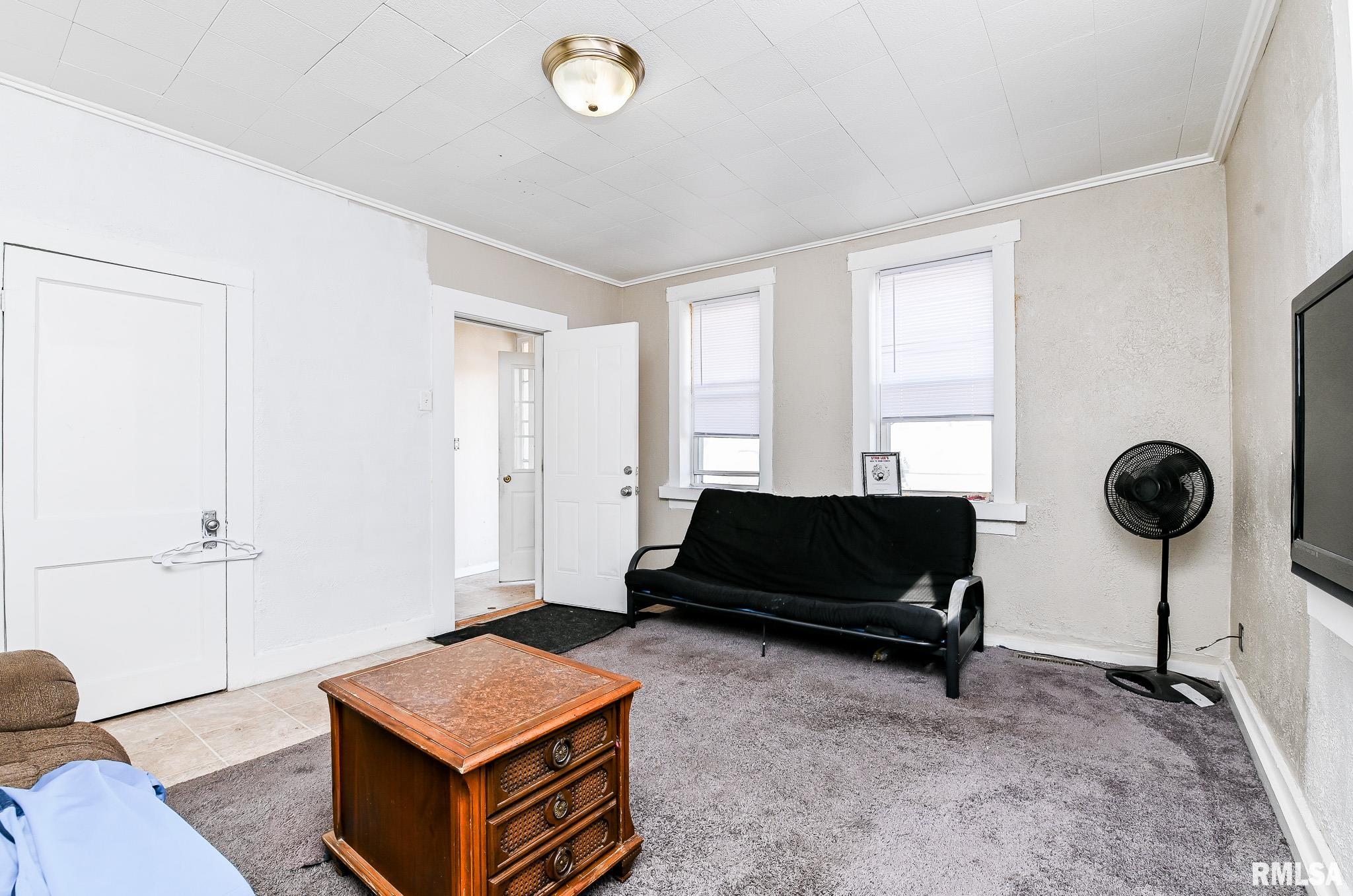 352 Catherine Street Pekin, IL 61554 - Photo 4 of 45