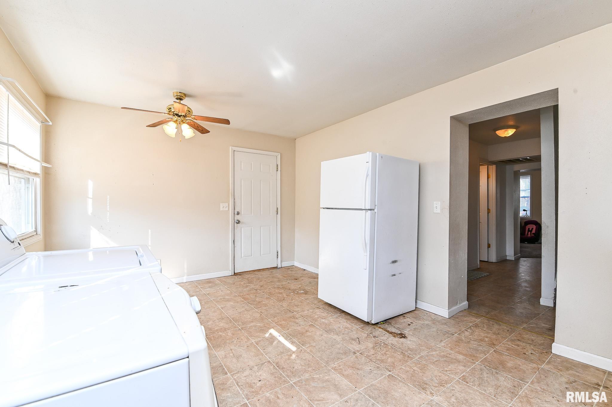 352 Catherine Street Pekin, IL 61554 - Photo 10 of 45