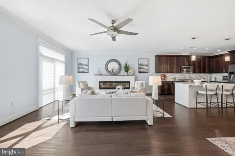 $689,000 | 43565 Michigan Square, Leesburg, VA 20176