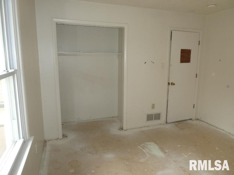 54 Pine Cove Springfield, IL 62712 - Photo 22 of 27 Gallery Image 22