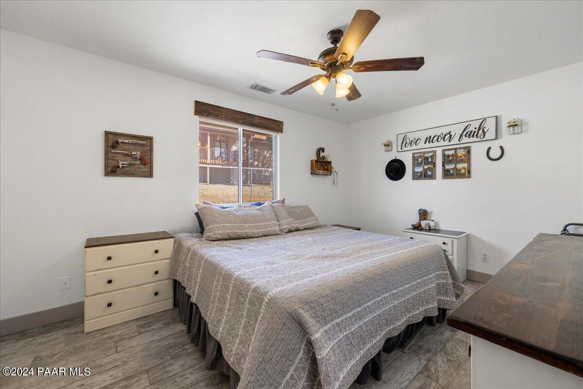 5401 North Robert Road Prescott Valley, AZ 86314 - Photo 11 of 23 11-Master Bedroom