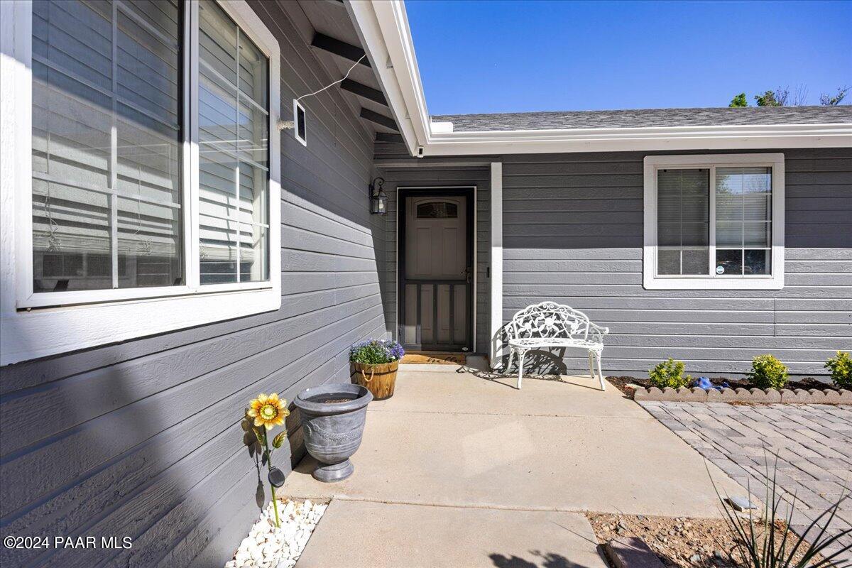 5401 North Robert Road Prescott Valley, AZ 86314 - Photo 2 of 23 02-Front