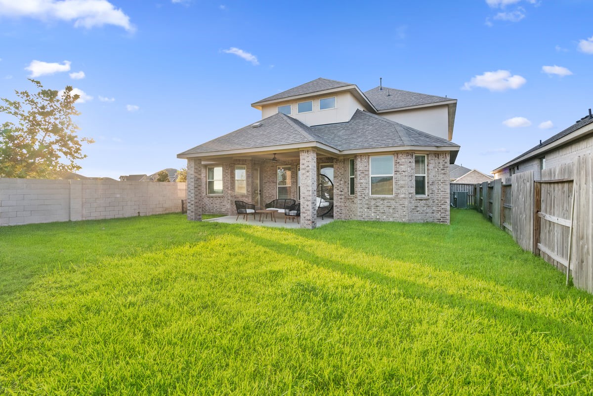 1702 Darwin Cedar Drive Rosharon, TX 77583 - Photo 36 of 44 This yard is ready for outdoor fun! Imagine fun games with friends, or a relaxing day in your garden!