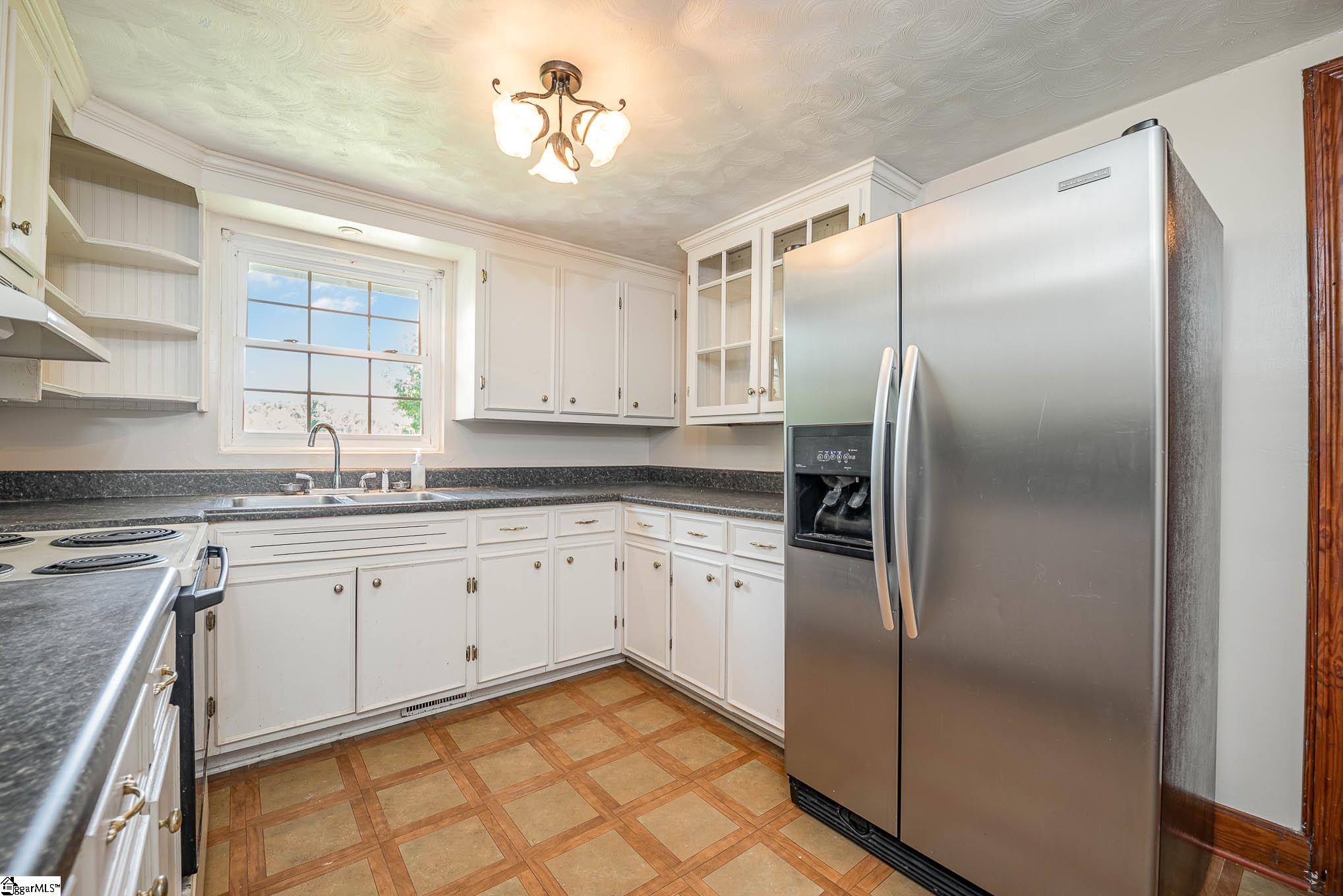 1147 Old Seneca Road Central, SC 29630 - Photo 27 of 31