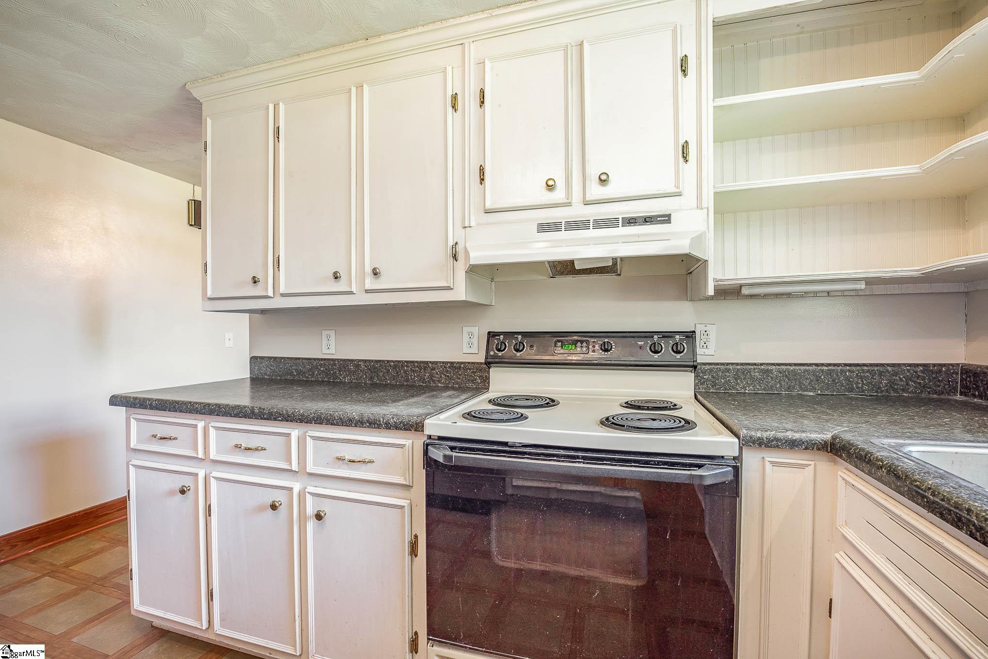 1147 Old Seneca Road Central, SC 29630 - Photo 28 of 31