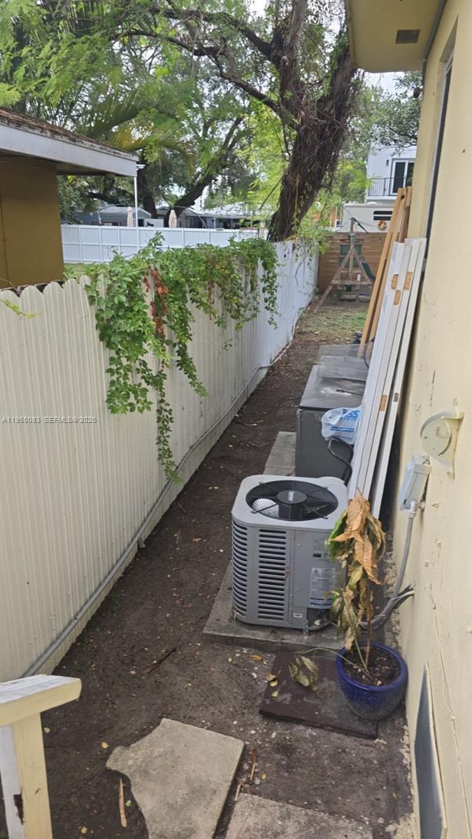 2729 Northwest 47th Street Miami, FL 33142 - Photo 13 of 34 a view of outdoor space and yard