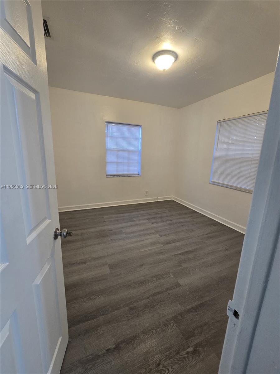 2729 Northwest 47th Street Miami, FL 33142 - Photo 22 of 44