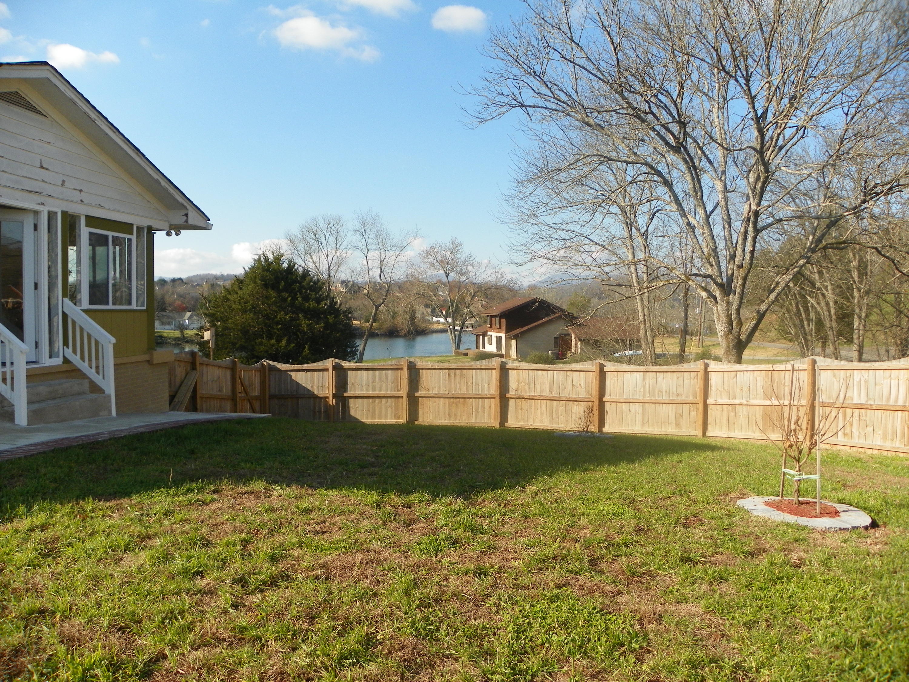 916 Ridgeview Drive Clinton, TN 37716 - Photo 24 of 40 047