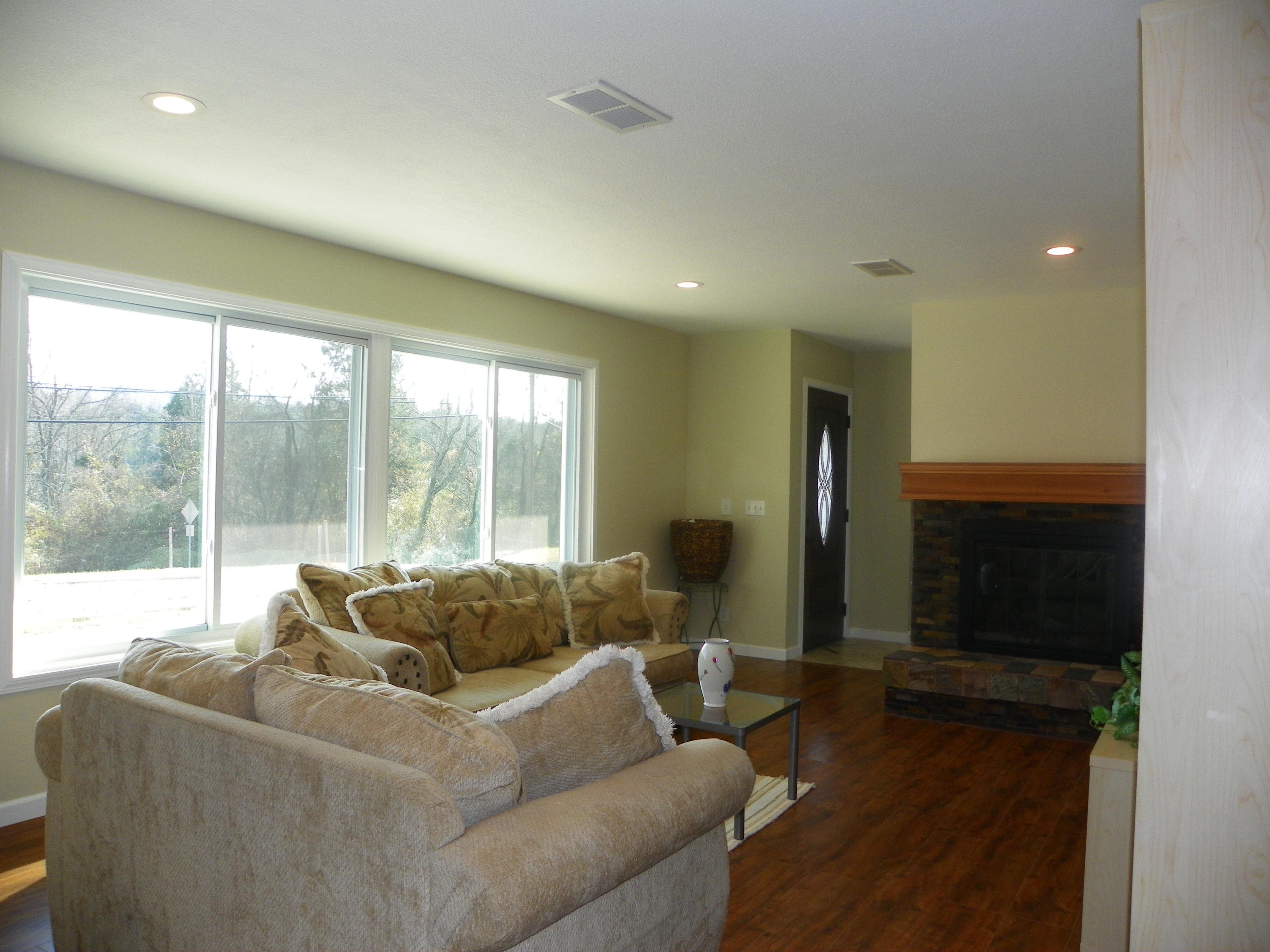 916 Ridgeview Drive Clinton, TN 37716 - Photo 9 of 40 031