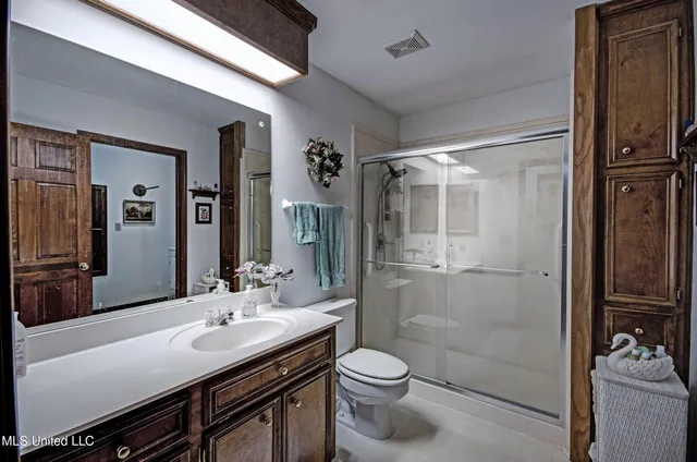 $199,900 | 212 Shadow Lake Drive North, Clinton, MS 39056