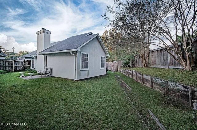 $199,900 | 212 Shadow Lake Drive North, Clinton, MS 39056