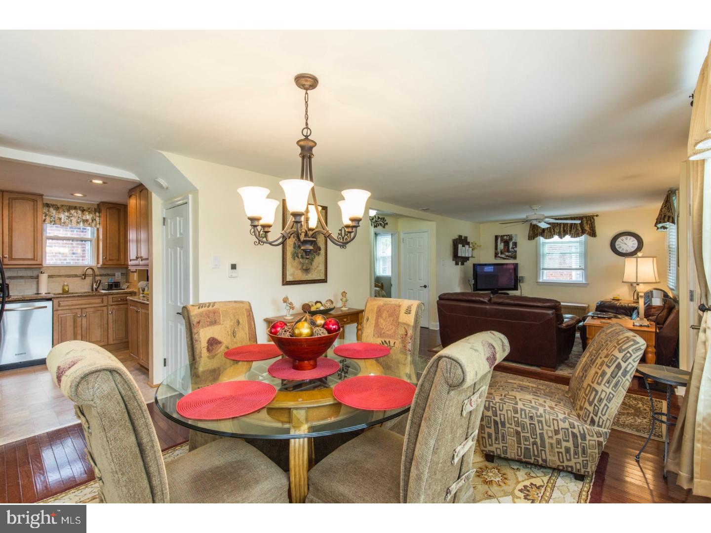 12 Hawthorne Road Broomall, PA 19008 - Photo 4 of 23 Gallery Image 4