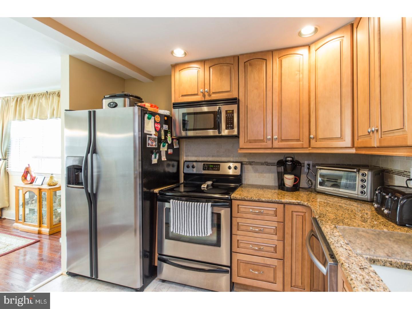 12 Hawthorne Road Broomall, PA 19008 - Photo 9 of 23 Gallery Image 9