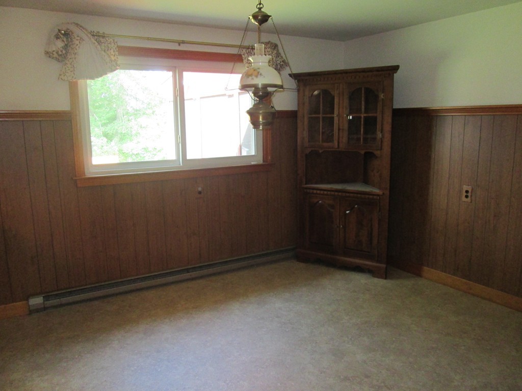 42 Cushing Road Webster, MA 01570 - Photo 14 of 30 Gallery Image 14