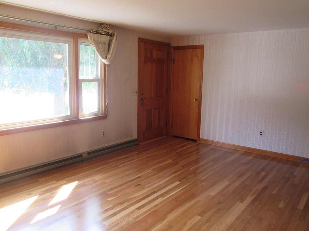 42 Cushing Road Webster, MA 01570 - Photo 15 of 30 Gallery Image 15