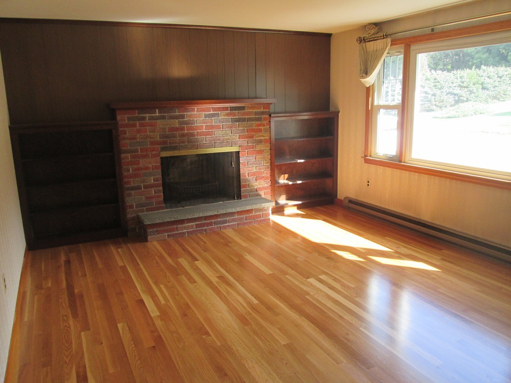 42 Cushing Road Webster, MA 01570 - Photo 16 of 30 Gallery Image 16