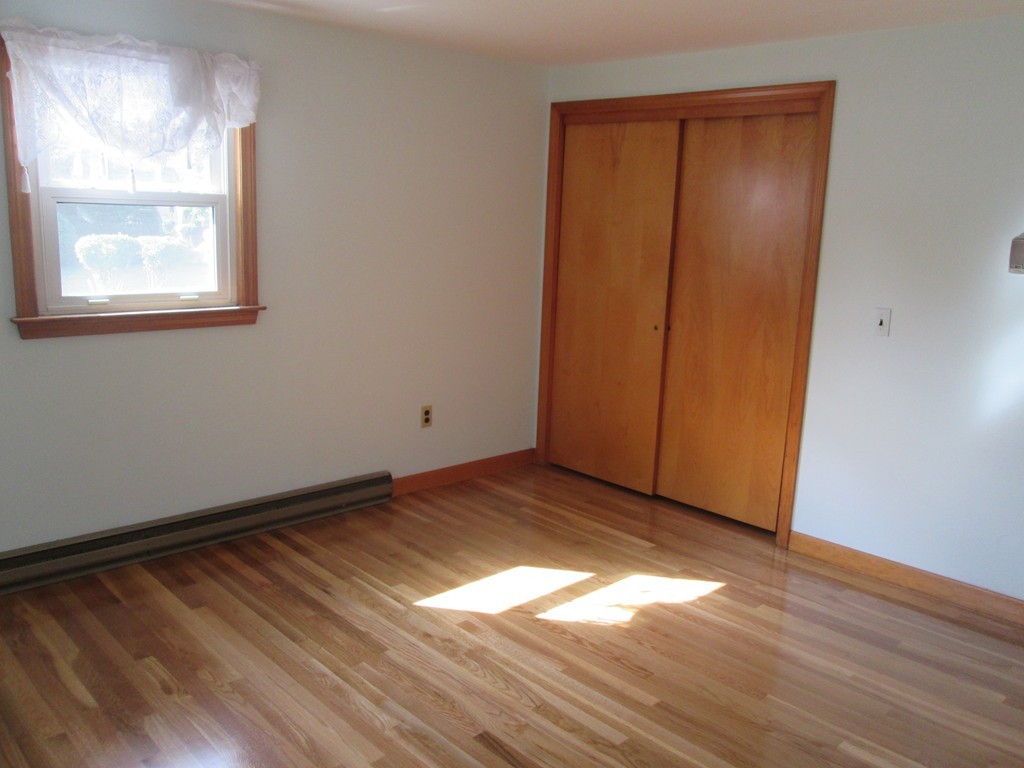 42 Cushing Road Webster, MA 01570 - Photo 19 of 30 Gallery Image 19
