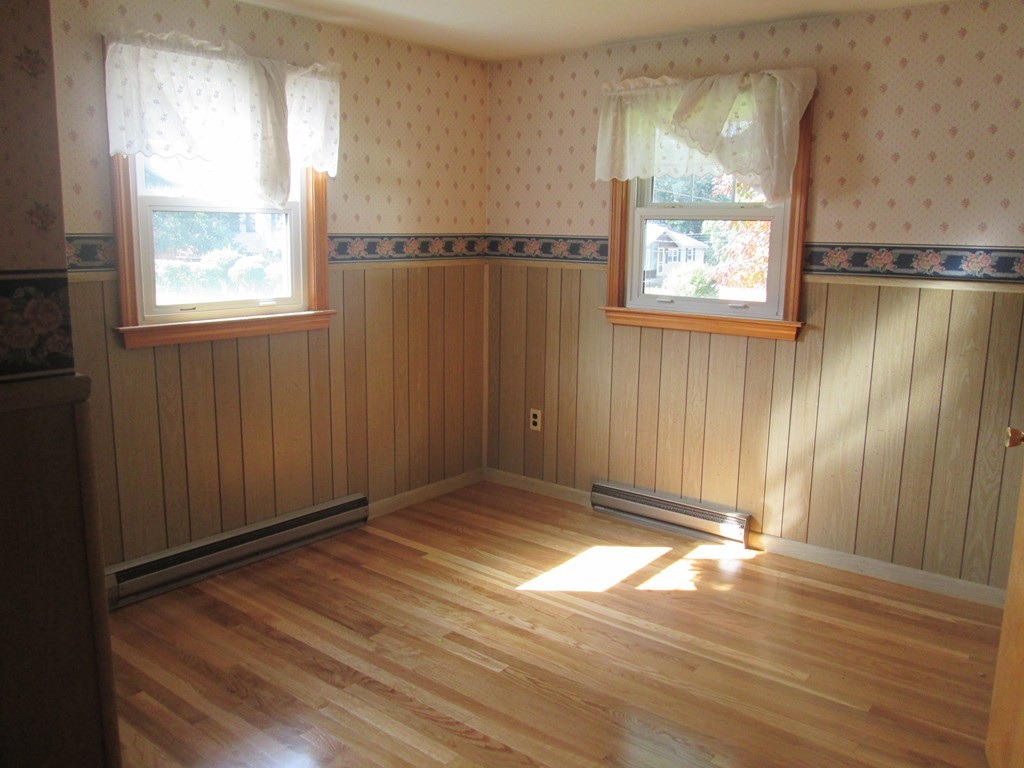 42 Cushing Road Webster, MA 01570 - Photo 21 of 30 Gallery Image 21