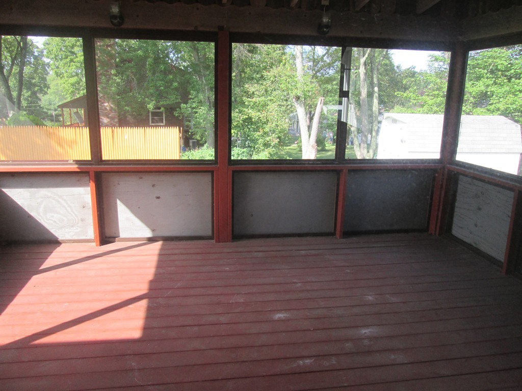 42 Cushing Road Webster, MA 01570 - Photo 24 of 30 Gallery Image 24
