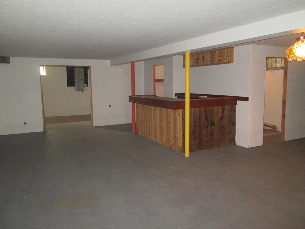 42 Cushing Road Webster, MA 01570 - Photo 26 of 30 Gallery Image 26