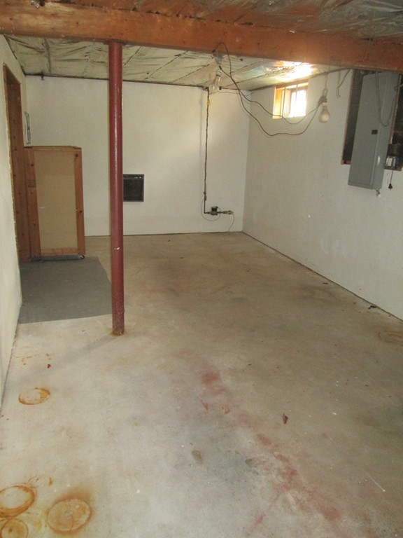 42 Cushing Road Webster, MA 01570 - Photo 28 of 30 Gallery Image 28