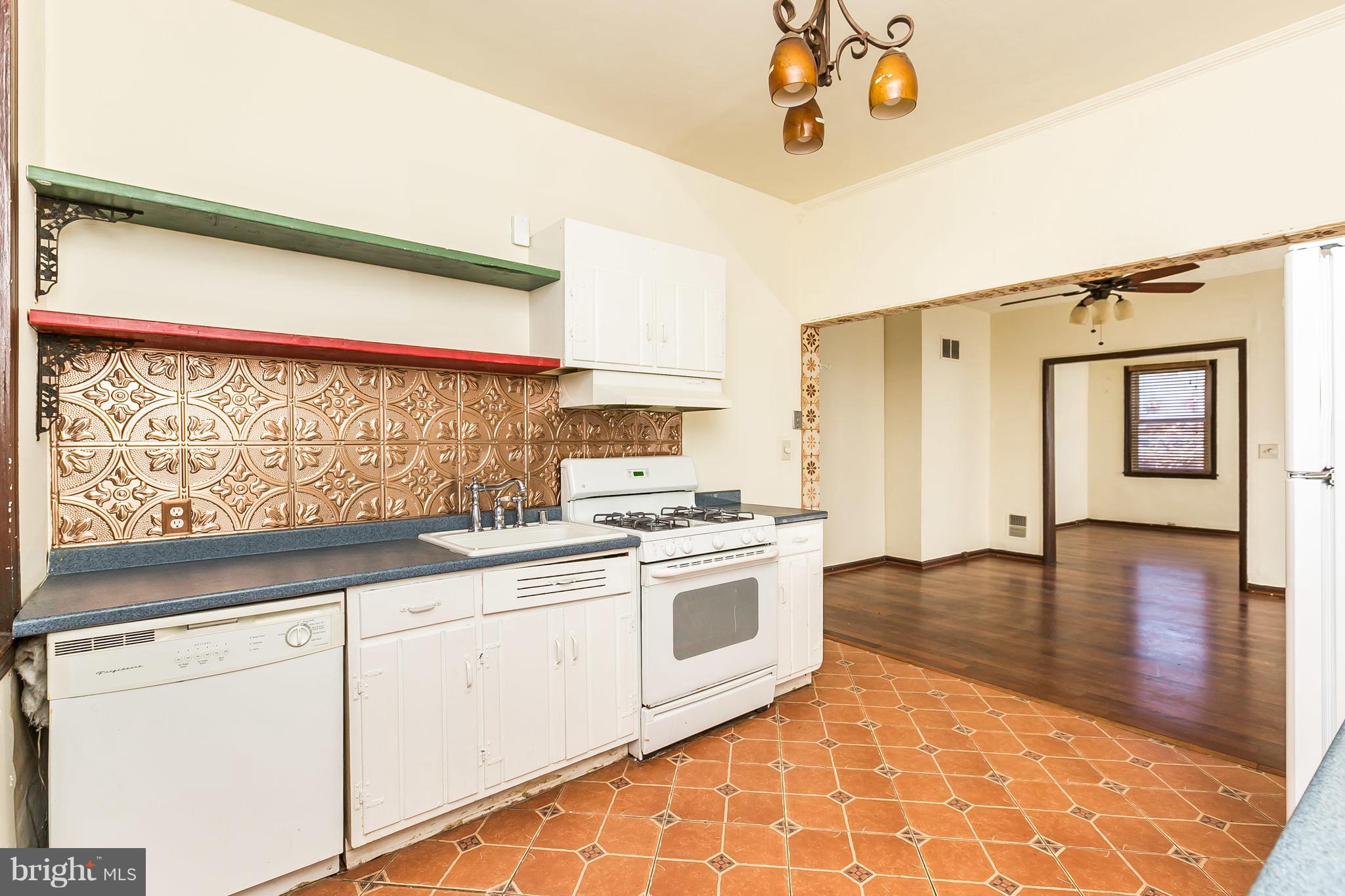 612 Rappolla Street Baltimore, MD 21224 - Photo 13 of 30
