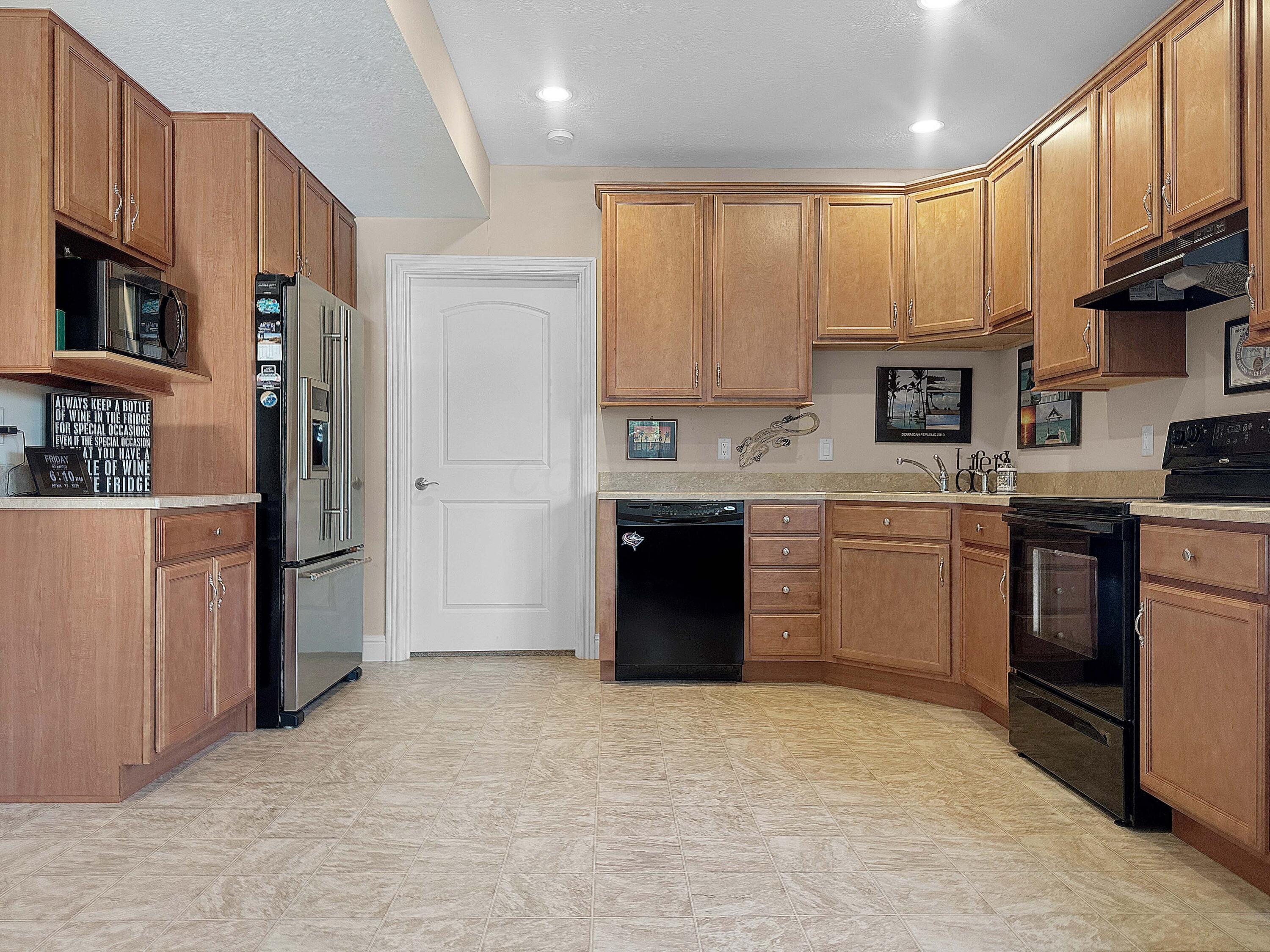 4096 Middle Urbana Road Urbana, OH 43078 - Photo 115 of 148 Lower Level Kitchen