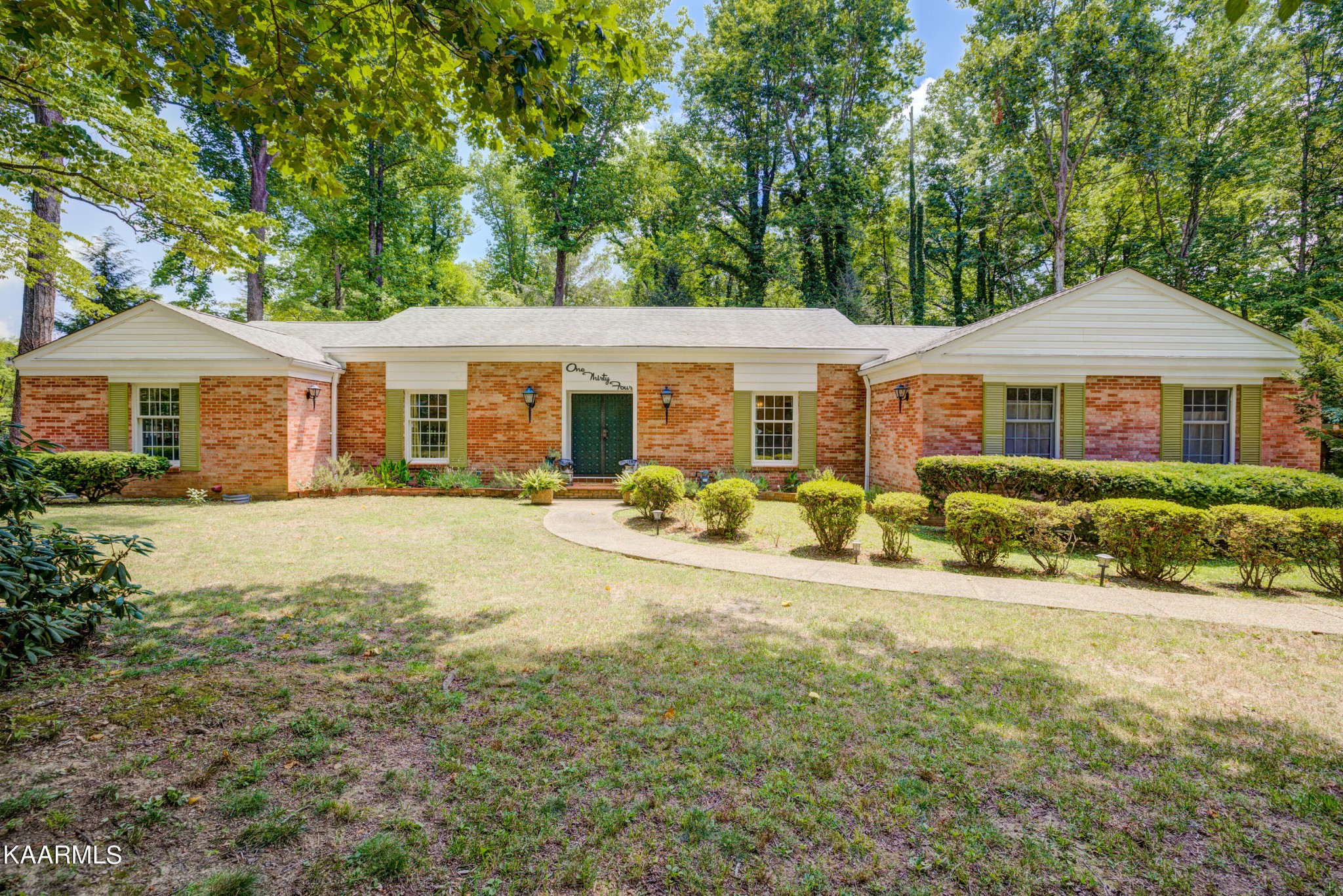 134 Nebraska Avenue Oak Ridge, TN 37830 - Photo 1 of 24 Gallery Image 1