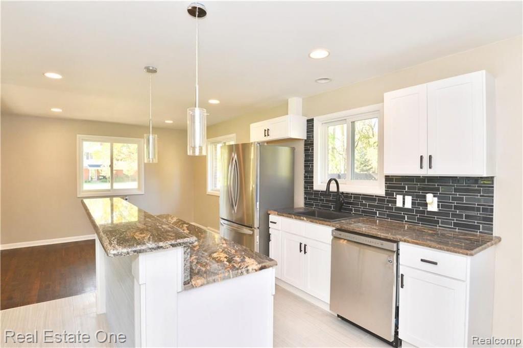 338 Randolph Road Rochester Hills, MI 48309 - Photo 8 of 26