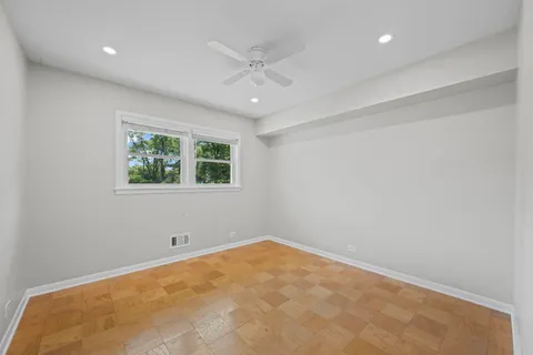 $589,000 | 4 Garden Court, Prospect Heights, IL 60070
