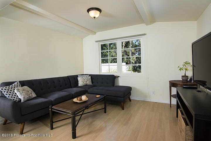 1111 Laguna Road Pasadena, CA 91105 - Photo 23 of 66 CJC_4905A