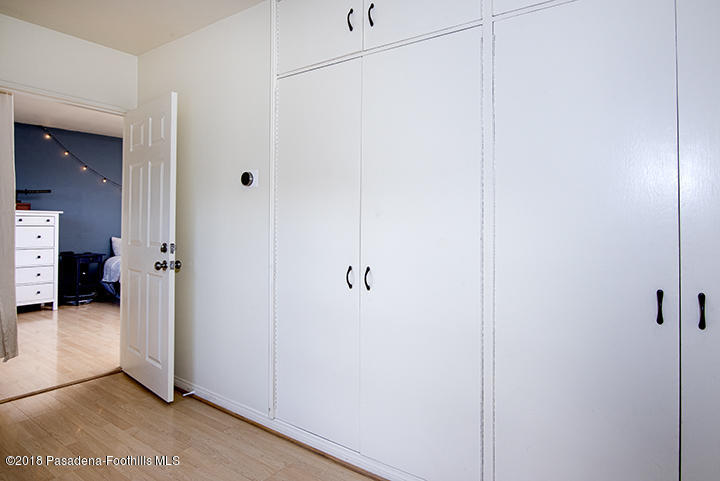 1111 Laguna Road Pasadena, CA 91105 - Photo 34 of 66 CJC_5129A