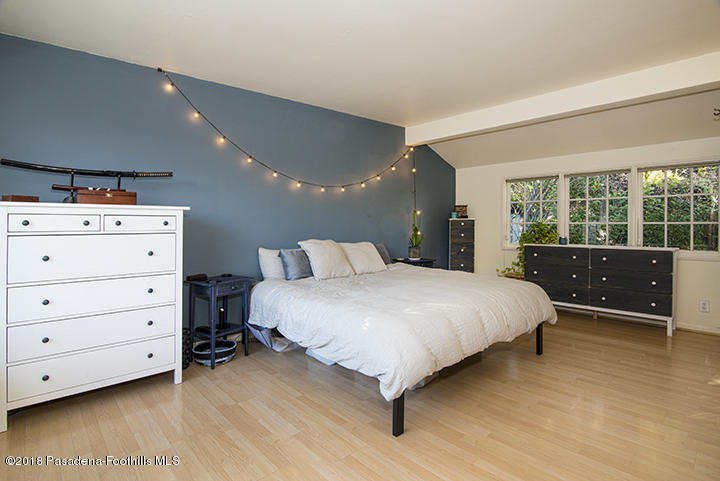 1111 Laguna Road Pasadena, CA 91105 - Photo 35 of 66 CJC_5103A