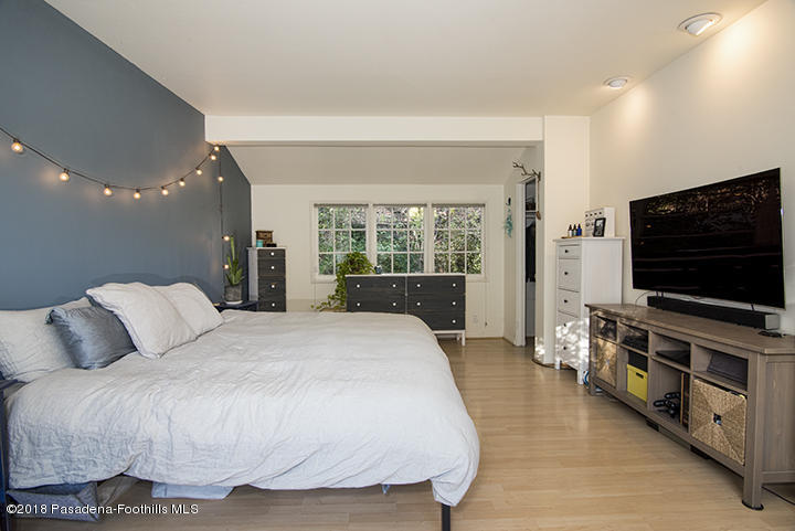 1111 Laguna Road Pasadena, CA 91105 - Photo 36 of 66 CJC_5106A