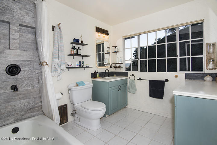 1111 Laguna Road Pasadena, CA 91105 - Photo 39 of 66 CJC_5133A