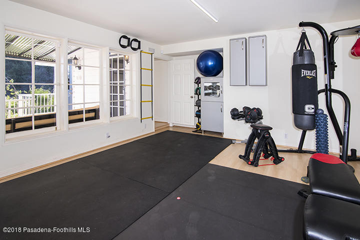 1111 Laguna Road Pasadena, CA 91105 - Photo 44 of 66 CJC_5030A