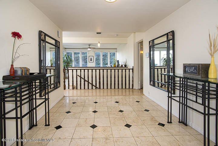 1111 Laguna Road Pasadena, CA 91105 - Photo 7 of 66 CJC_5187A