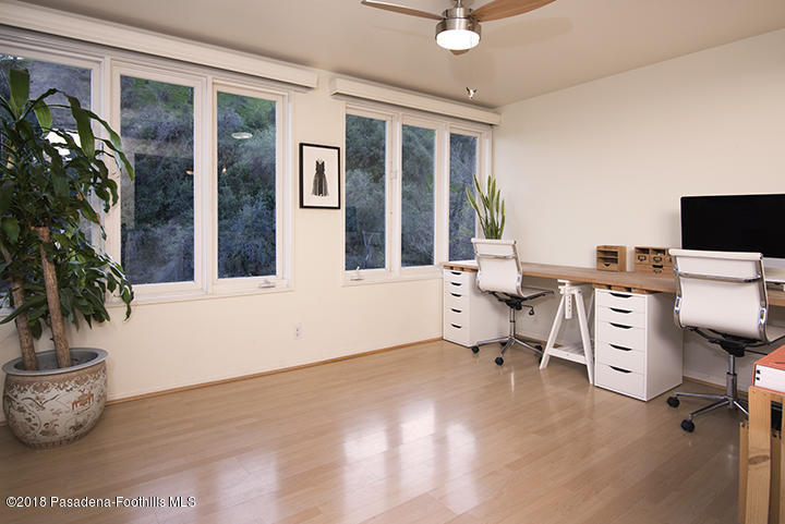 1111 Laguna Road Pasadena, CA 91105 - Photo 10 of 66 CJC_5145A