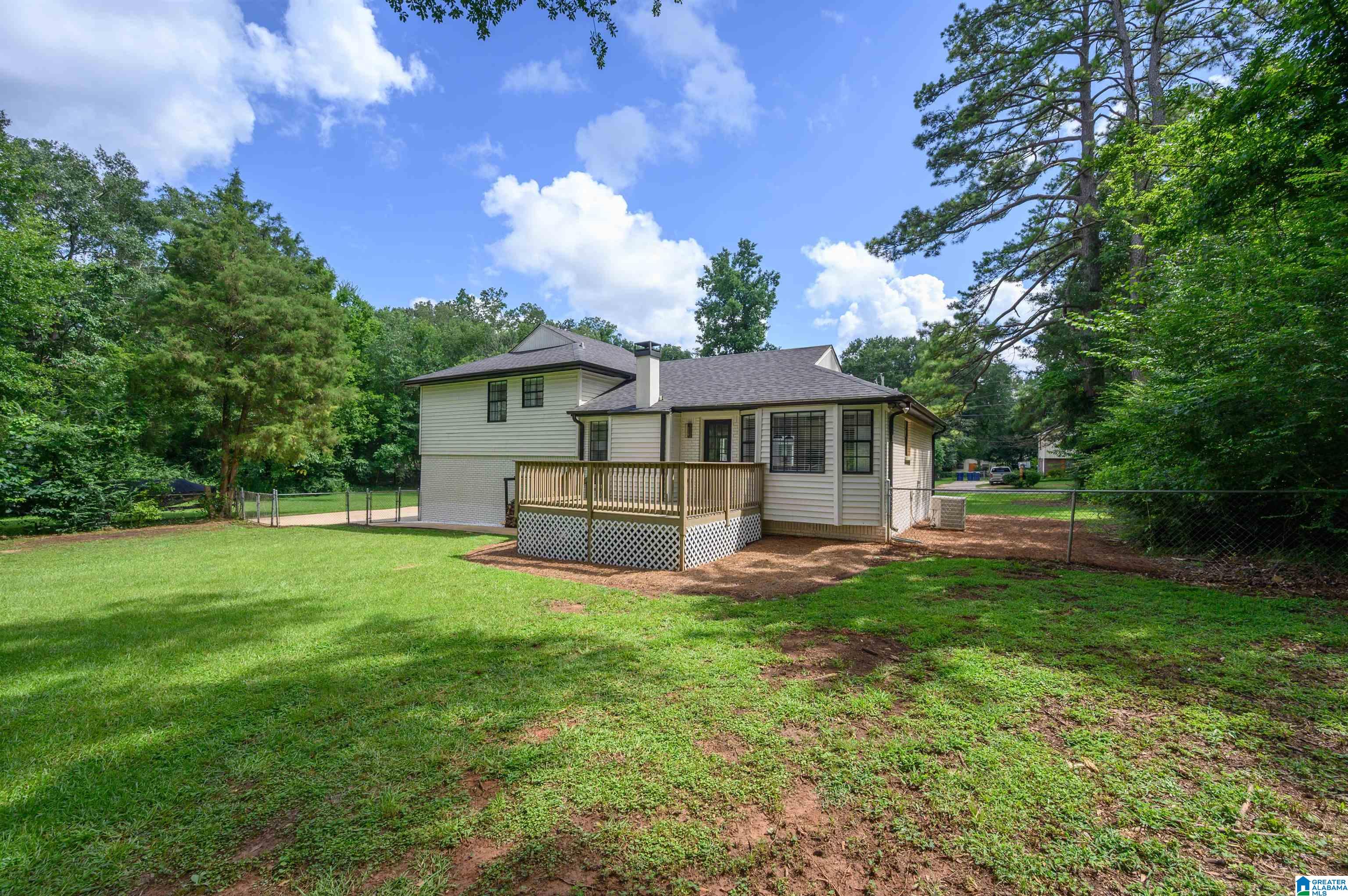 110 Hickory Street Alabaster, AL 35114 - Photo 34 of 39 Gallery Image 34