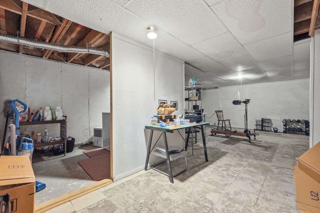 170 East Hadley Road, Unit 120 Amherst, MA 01002 - Photo 21 of 33