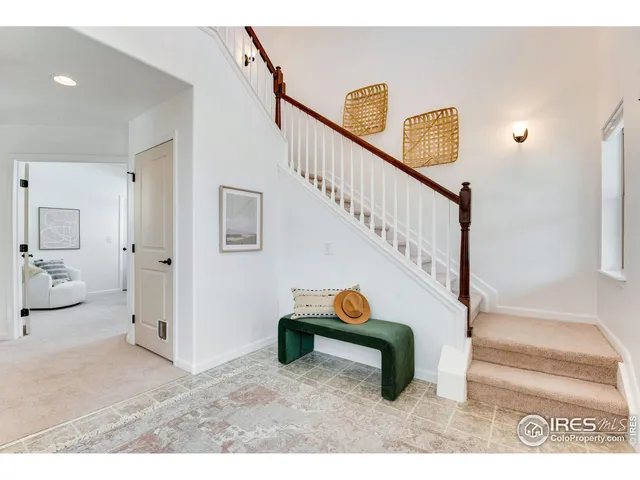 a view of entryway and hall