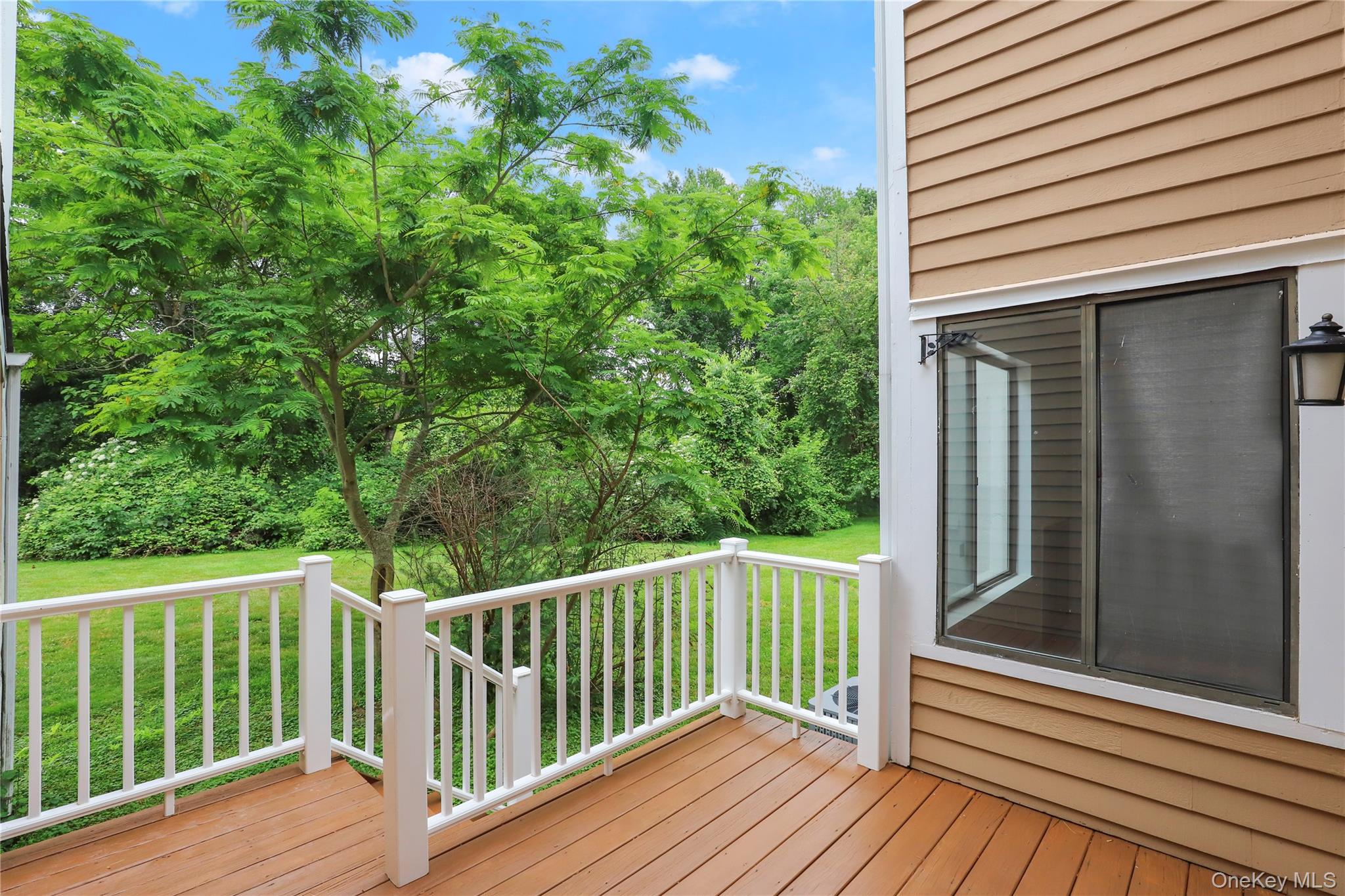 41 Rambling Brook Road Chappaqua, NY 10514 - Photo 14 of 29 Wooden deck with a yard